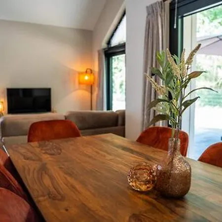 Ecovilla With Forest View For 6 Person Oirschot