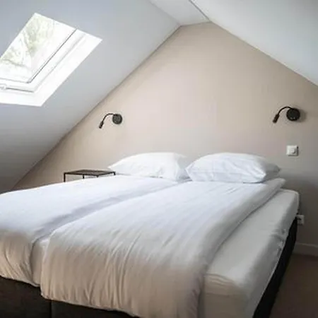 Сasa de vacaciones Luxury Ecovilla With Forest View For 6 Person Oirschot