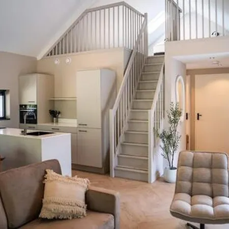 Luxury Ecovilla With Forest View For 6 Person Сasa de vacaciones *