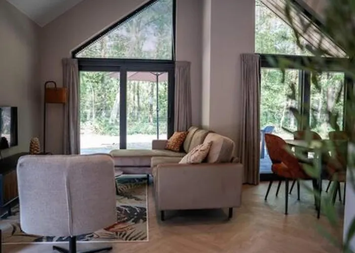 Luxury Ecovilla With Forest View For 6 Person Holiday home Oirschot