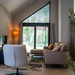 Luxury Ecovilla With Forest View For 6 Person Feriehus