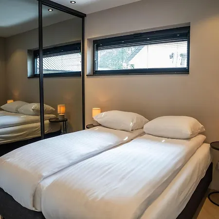 Luxury Ecovilla With Forest View For 6 Person Hébergement de vacances