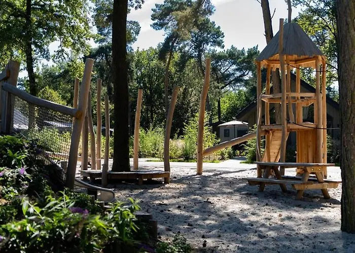 Luxury Ecovilla With Forest View For 6 Person Oirschot